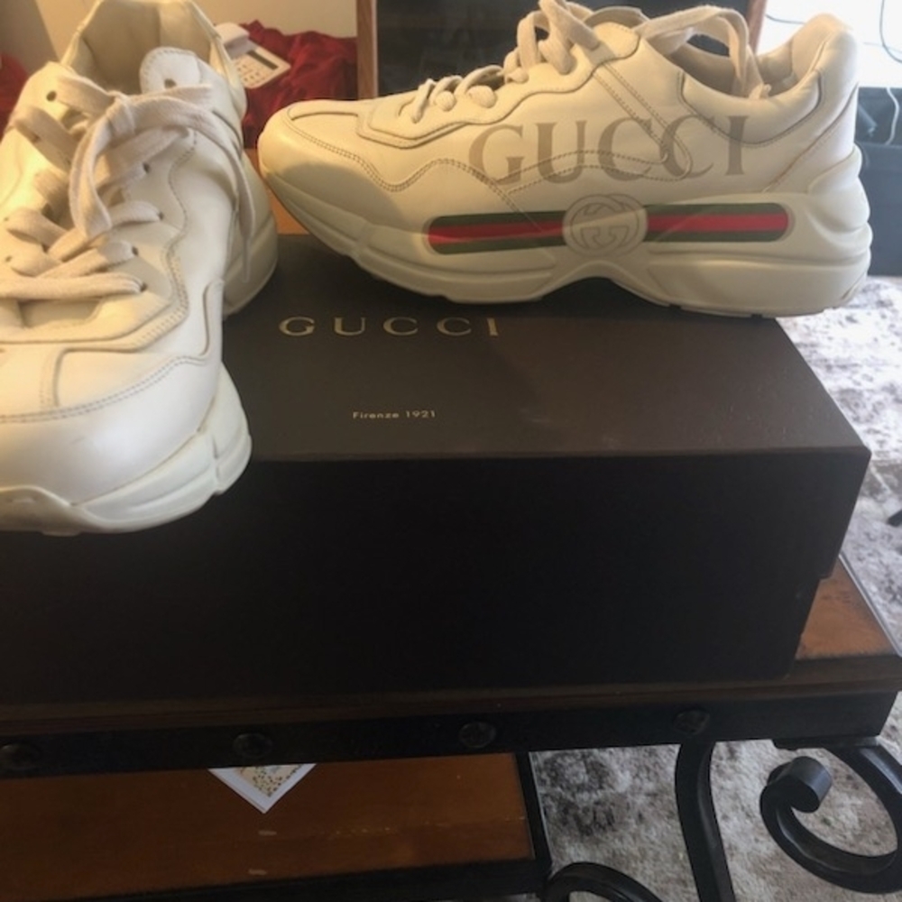 Gucci White Rhyton Logo Sneakers with Red & Green Web